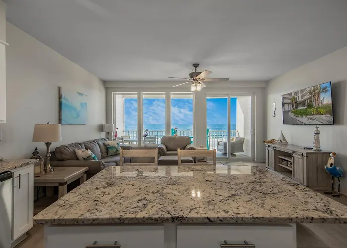 Sea Glass 304 By Collection Apartment